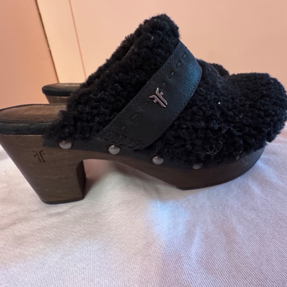 Frye Jessica Shearling Clog